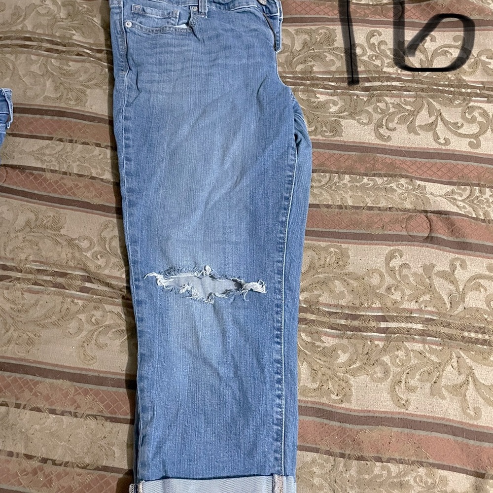 Distressed boyfriend fit denim